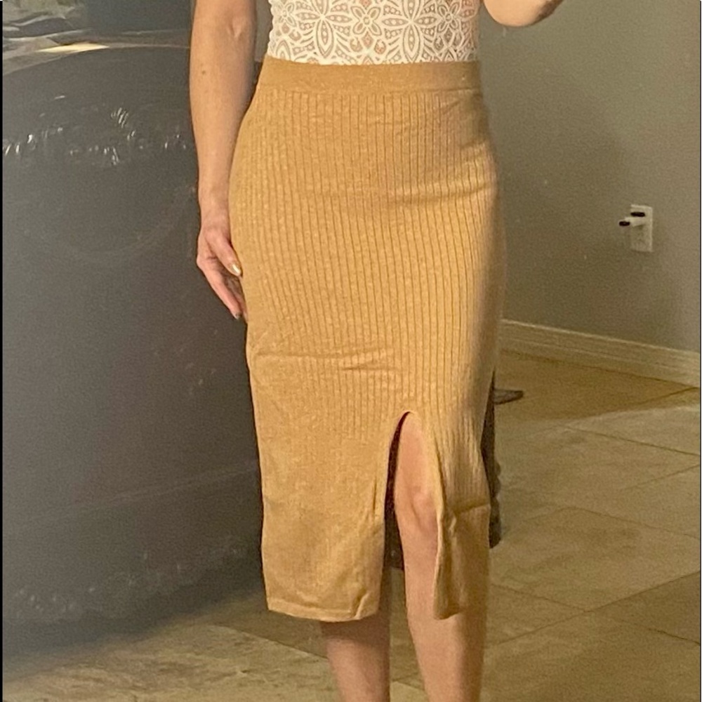 Free People ribbed Tan Skirt XS
